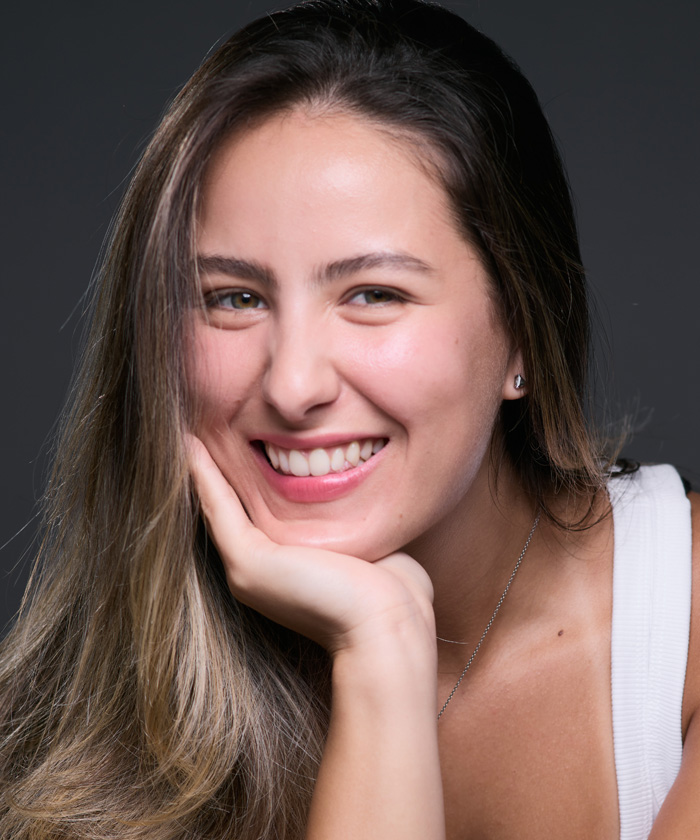 Photo of Amanda de Barros