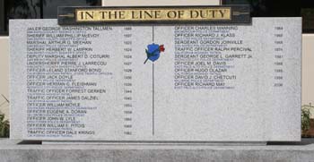 004memorialplaque